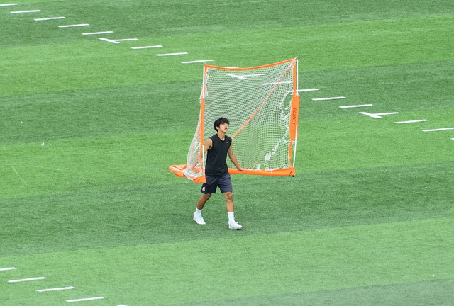3-1！张本智和迎开门红，被判擦边不满判罚，疯狂嘶吼庆祝.